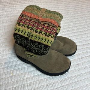 Keen Wool-Lined Sweater Boot Little Girl Size 2